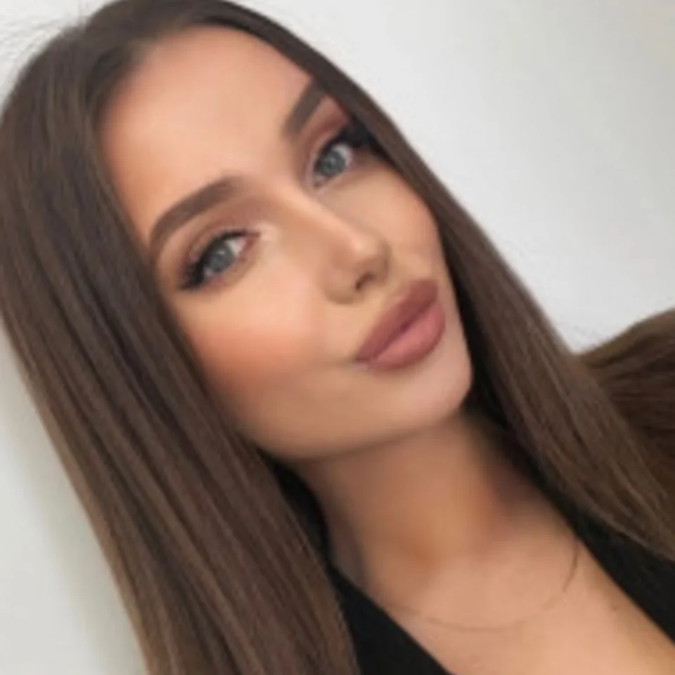 Виктория М.