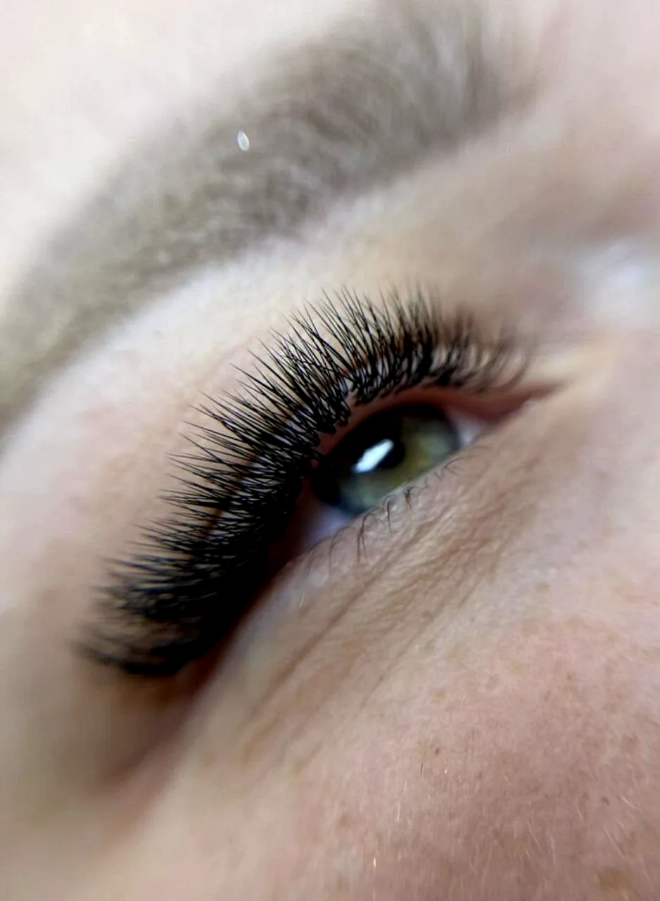 Ресницы в LOVI BROVI